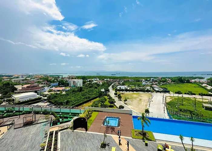 Soothing Seaview Units In Mactan Newtown