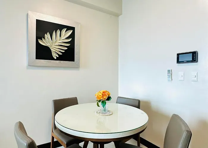 Soothing Seaview Units In Mactan Newtown * Isla de Mactán