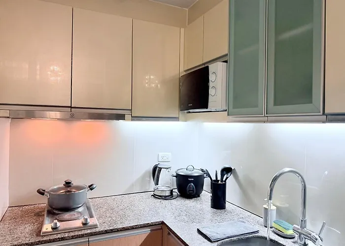 Soothing Seaview Units In Mactan Newtown